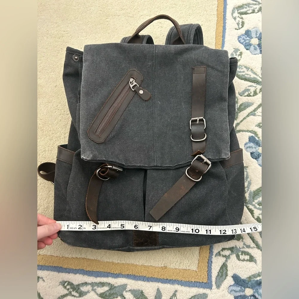 Steampunk/Retro/Vintage Inspired Classic Minimalist Inspired Grey/Black Backpack
